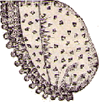 Bonnet de nourrice petits semis, sur fond de mousseline