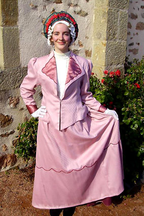 Costume de nourrice - De face