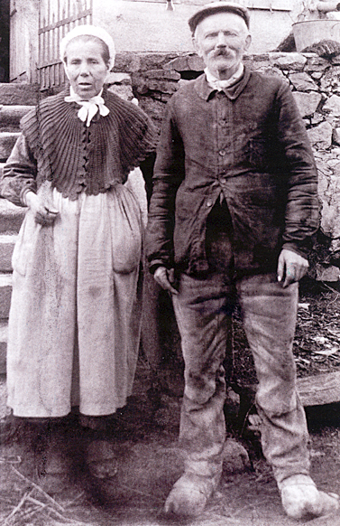 Les tenanciers de l'auberge du Cô Les tenanciers de l'auberge du Cô
